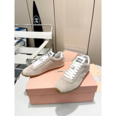 Miu Miu Casual Shoes